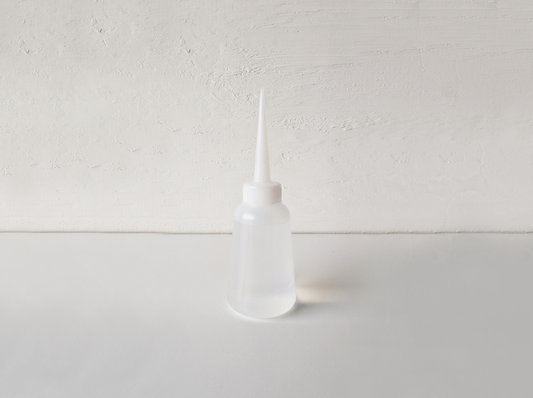 Squeeze bottle